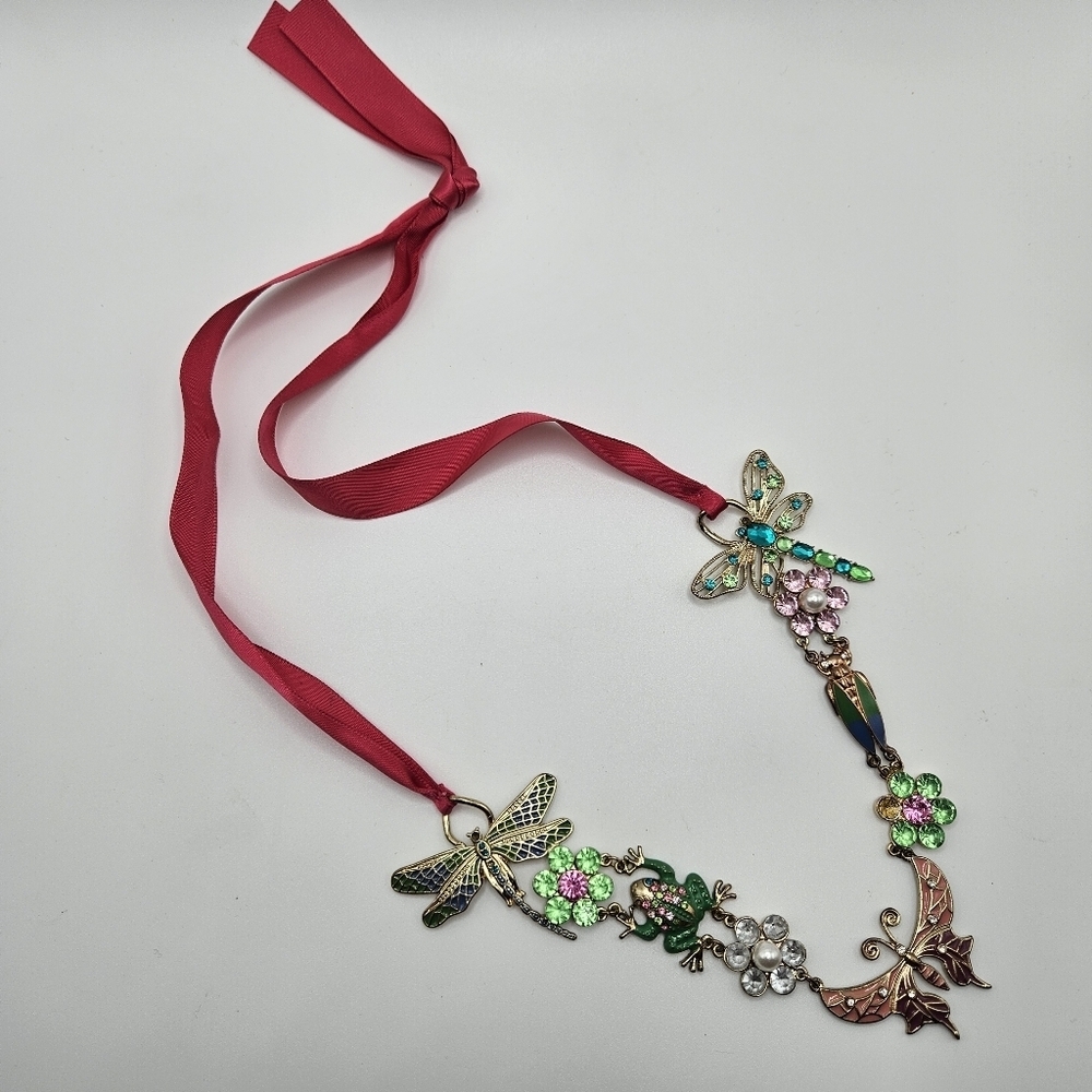 VINTAGE Ornate Rhinestone Dragonfly Cicada Butterfly Ribbon Statement Necklace - Picture 8 of 9
